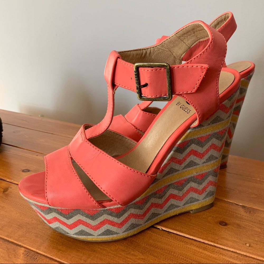 Guess wedges